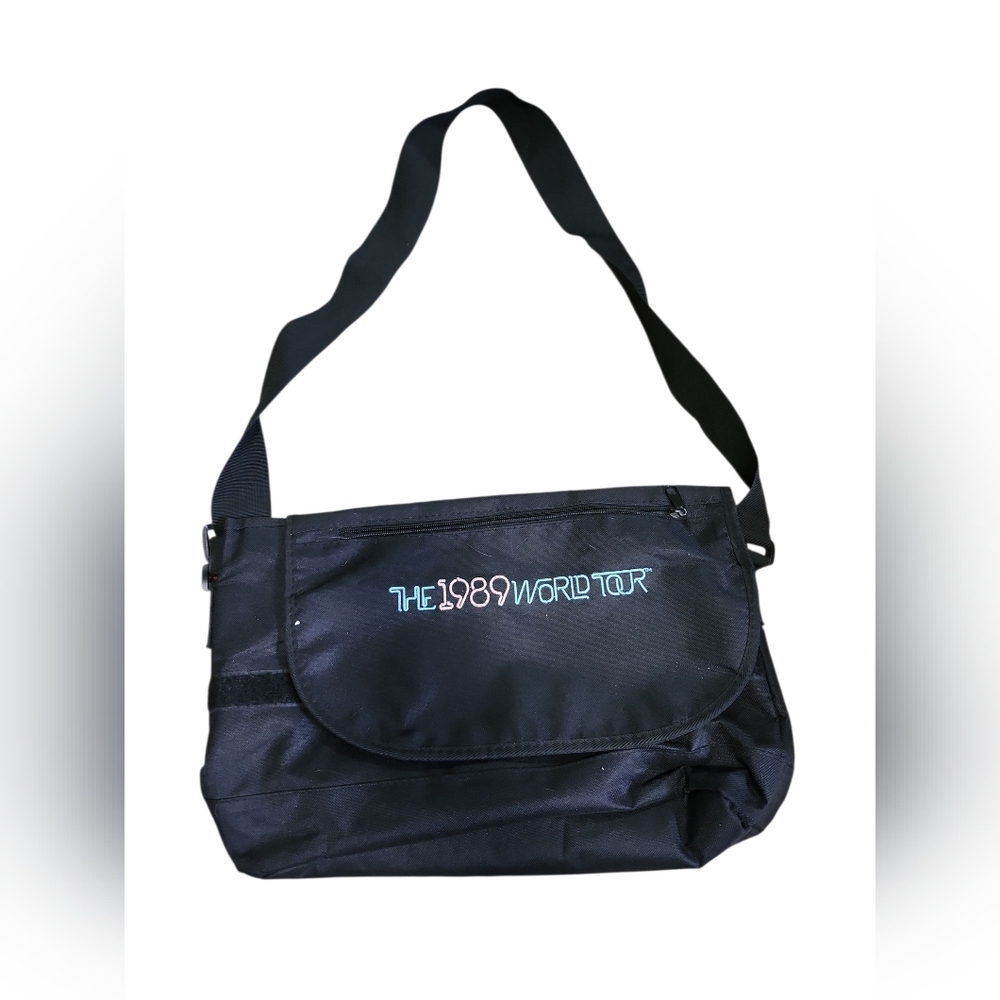 1989 World Tour Black Messenger Bag